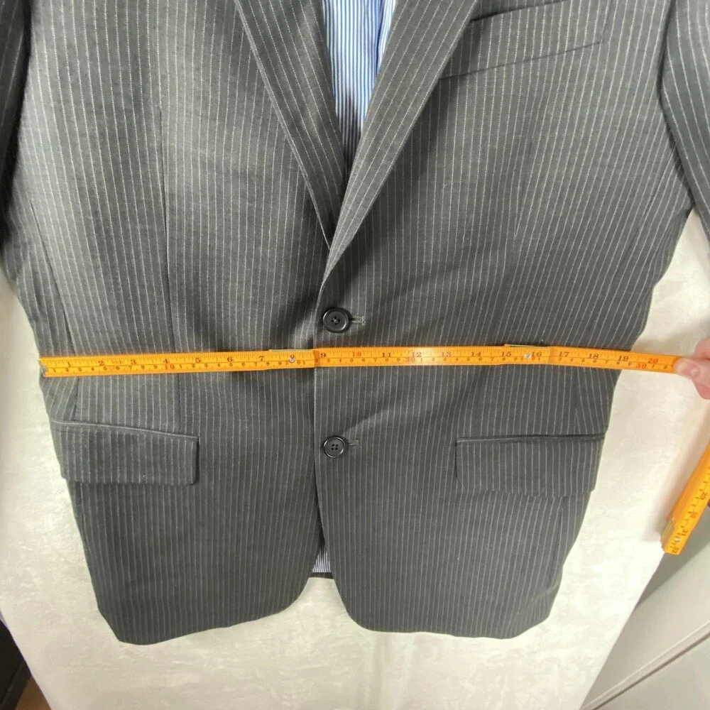 Tommy Hilfiger Suit Jacket Mens 40R Gray Pinstripe 100% Wool 2 Button Blazer